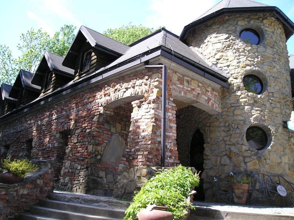 Hotel Podzamcze Tarnów Exteriör bild