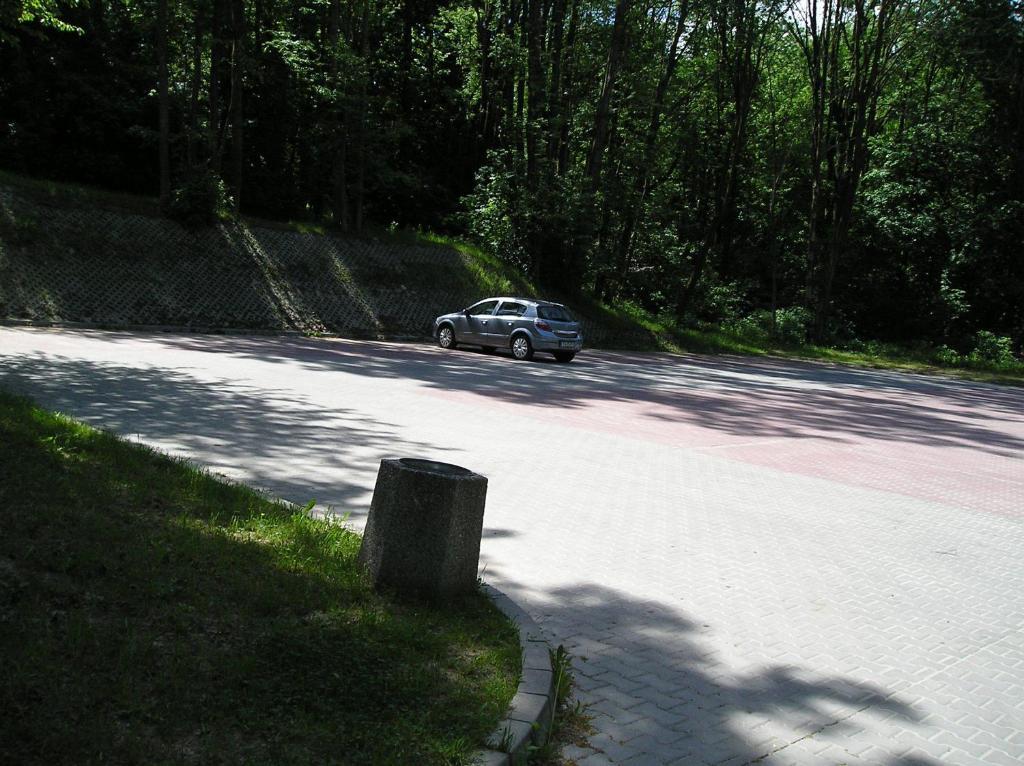 Hotel Podzamcze Tarnów Exteriör bild