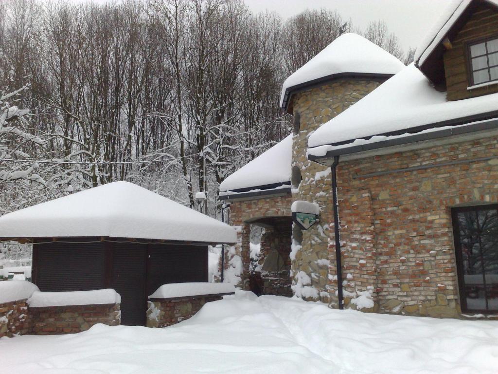 Hotel Podzamcze Tarnów Exteriör bild